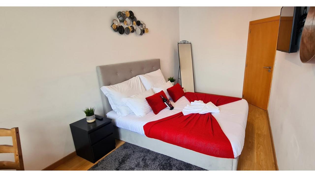 Rentalist Apartaments- Santa Catarina Porto Bagian luar foto