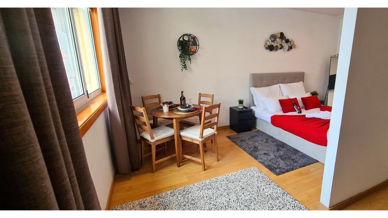 Rentalist Apartaments- Santa Catarina Porto Bagian luar foto