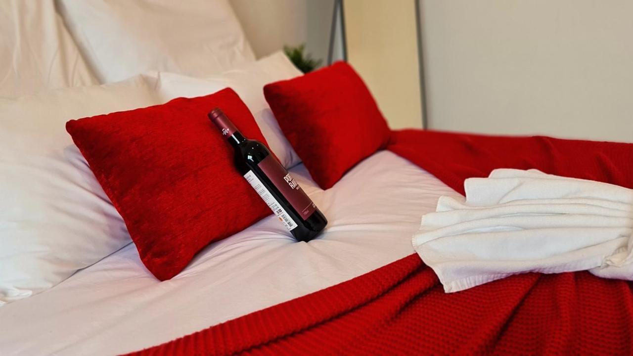 Rentalist Apartaments- Santa Catarina Porto Bagian luar foto